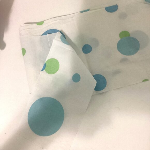 Big Bundle of Cotton Fabric Scraps White Material With Big Circles Multicolored - Picture 9 of 10